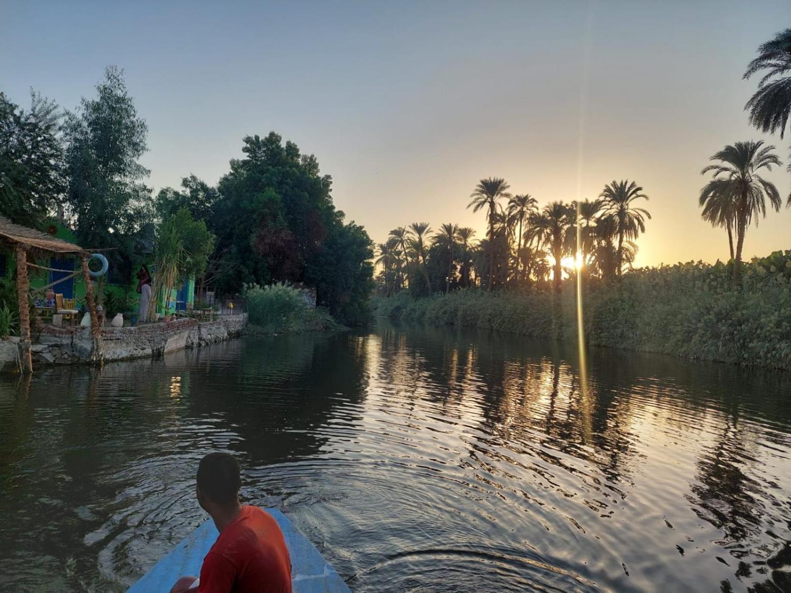 Luxor Old Nile Hotel Buitenkant foto